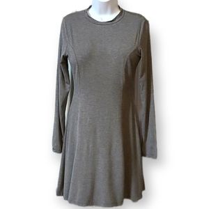 RDI Gray Long Sleeved Crew Neck Neutral Dress.